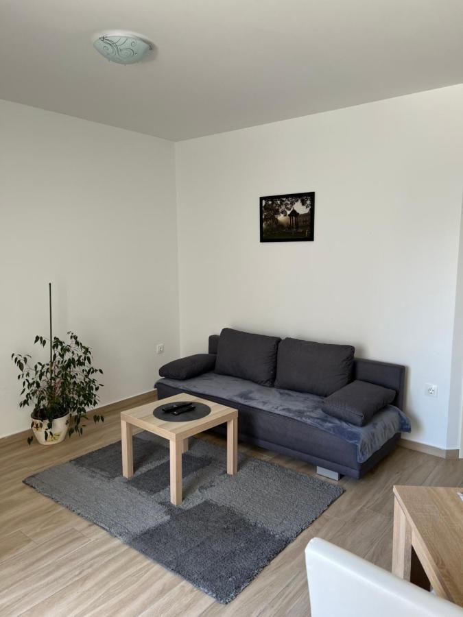 Apartment Sunrise With Private Parking Pula Exterior photo