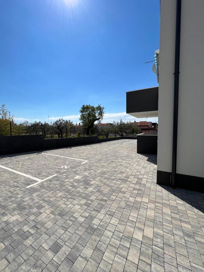 Apartment Sunrise With Private Parking Pula Exterior photo